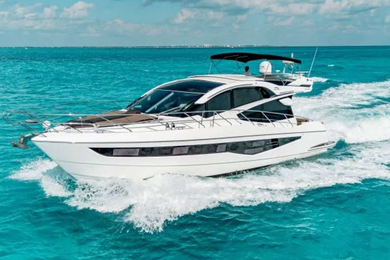 Explorar Cancún en Yate; Servicio exclusivo de renta de yates en Cancún con Narzea